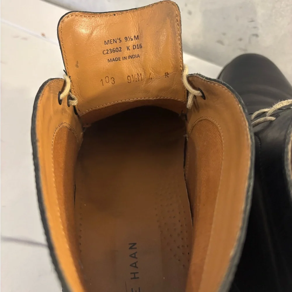 Cole Haan Classy Black Broughed Leather Chukka Ankle Stitched Desert Boots 9.5